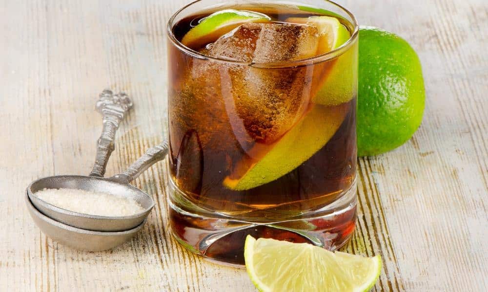 Cocktail cuba libre