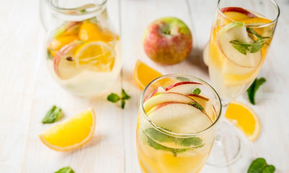 Cocktail Sangria blanche
