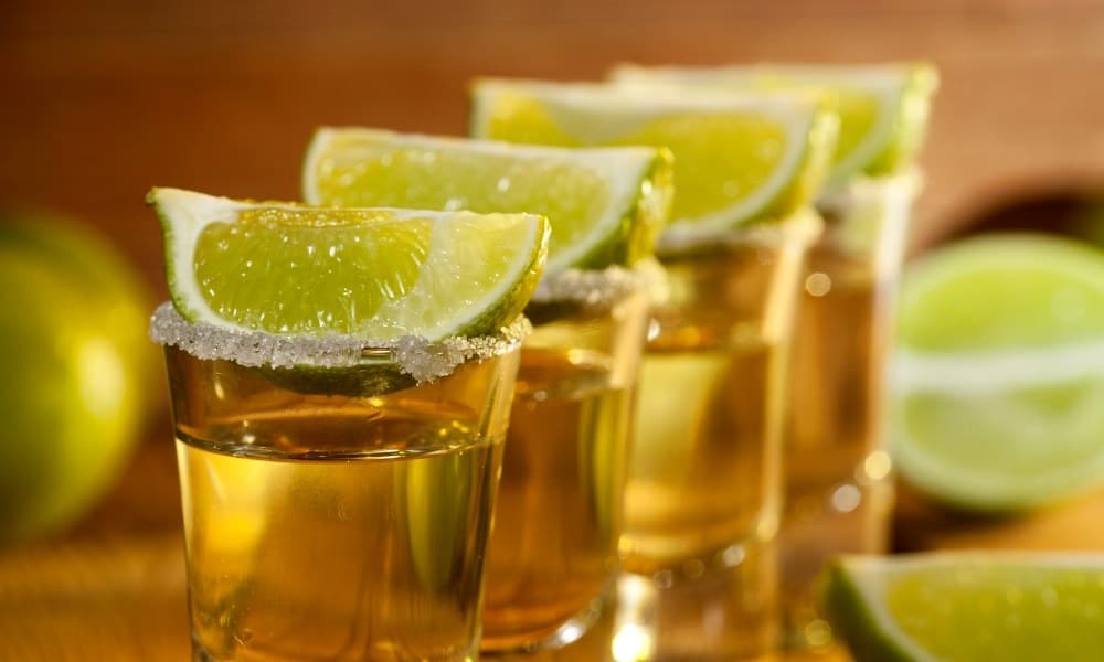 Un cocktail à base de Schweppes