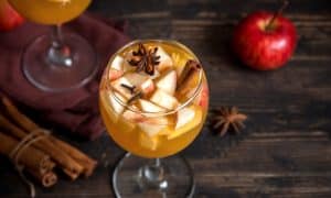 Une sangria blanche portugaise