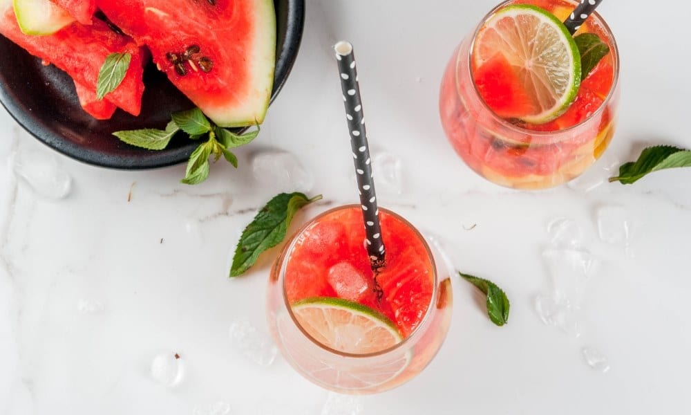 Cocktail sangria rosée