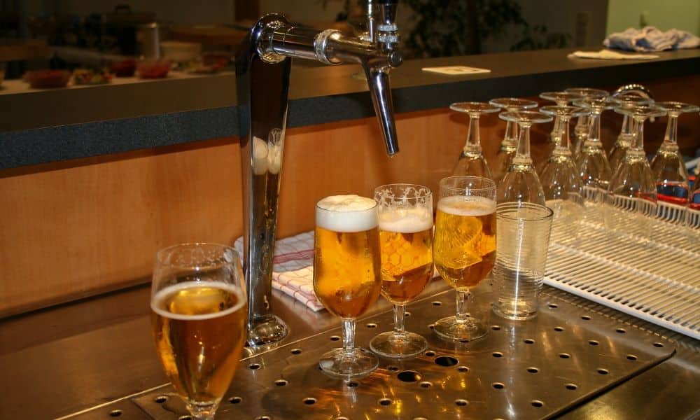 Une tireuse à bière
