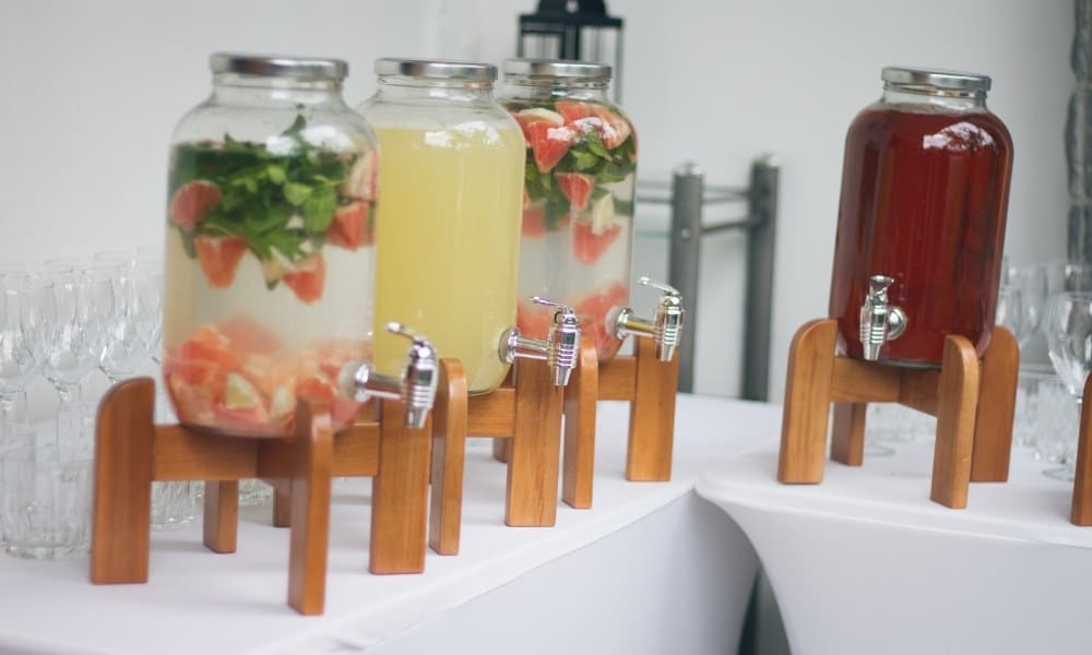 Matériel pour servir les boissons alcoolisées